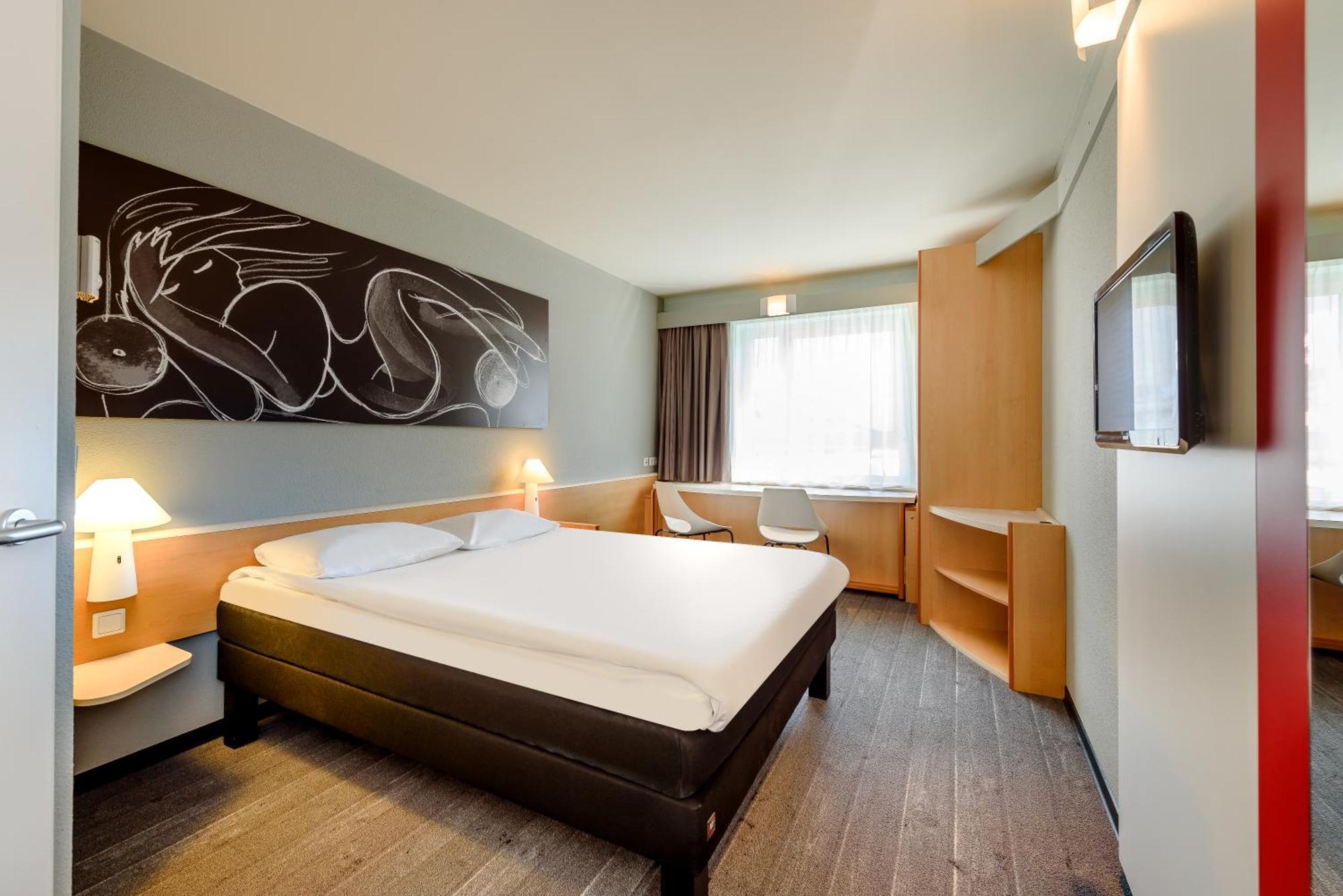 ไอบิส เบรเกนซ์ Hotel ห้อง รูปภาพ